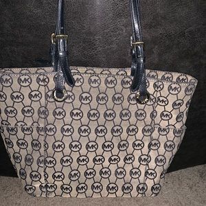 Michael Kors purse